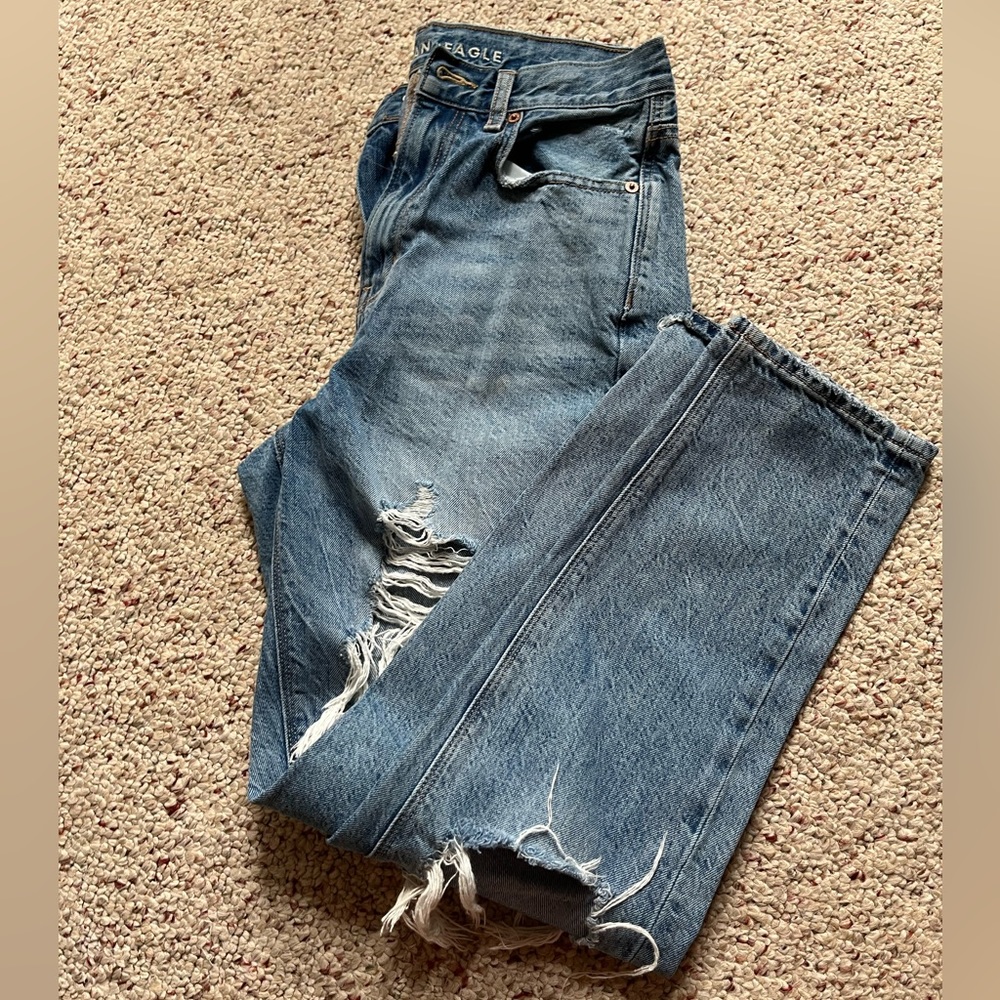 AE baggy ripped jeans medium wash